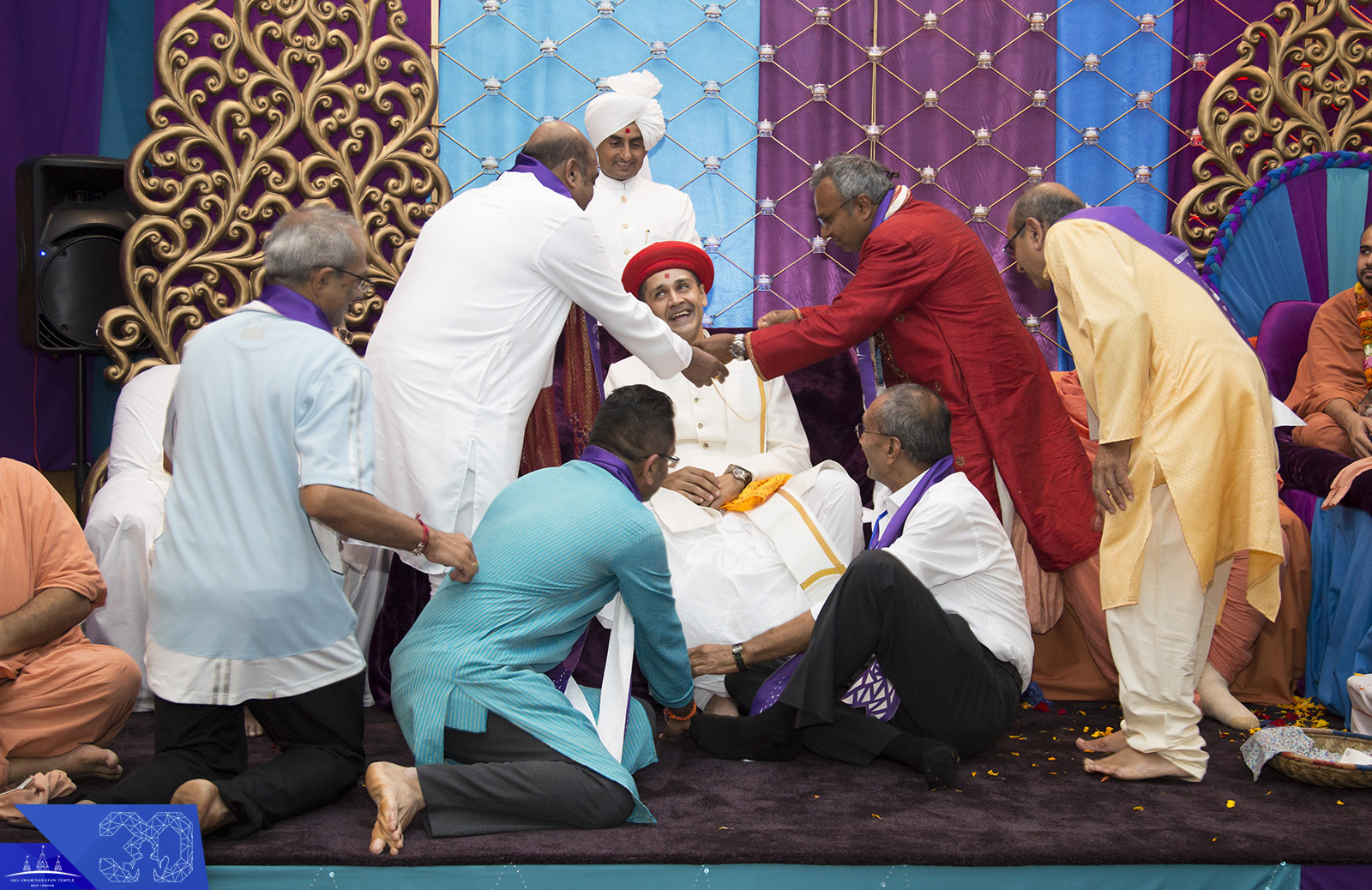 107  - ©1987-2017 SKS Swaminarayan Temple East London